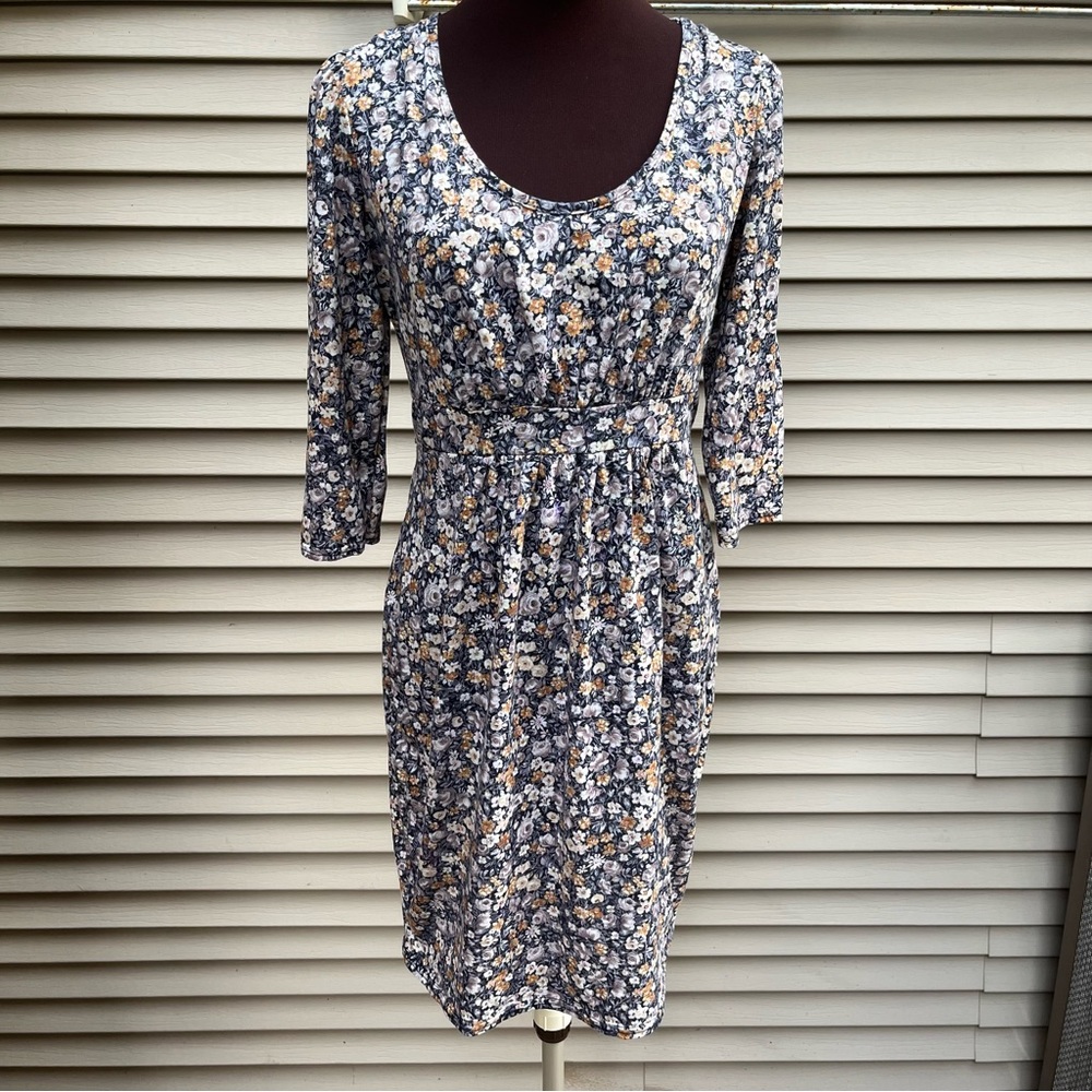 F&F u neck 3/4 sleeve paisley floral pattern knee length waist tie dress